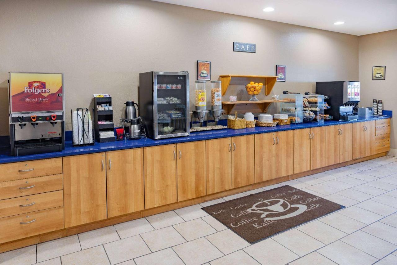 Microtel Inn & Suites By Wyndham Johnstown Exterior photo